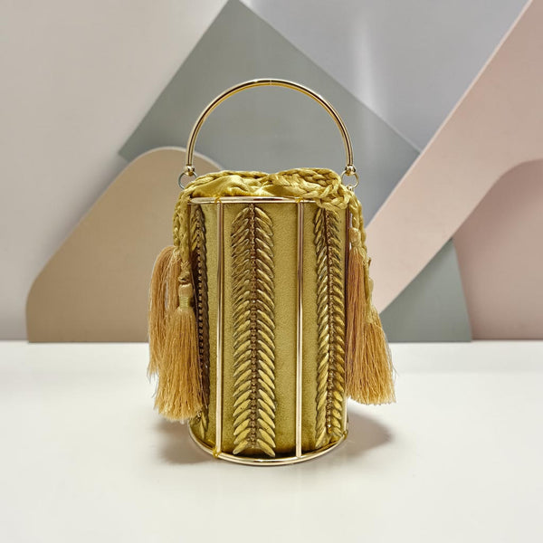 THE VELVET LUMINARY WRISTLET